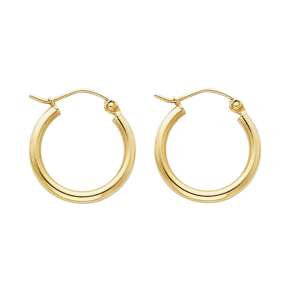 Gold hoop earrings on a white background available on the TX.ORO website.