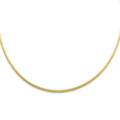 Gold chain necklace on a white background availabe on TX.ORO website