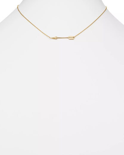 Gold necklace on a mannequin with a white background available on the TX.ORO website.