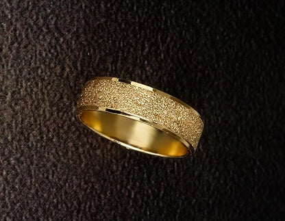 14K Yellow Gold 6mm Fancy Cut Women's Wedding Band Ring - Size 7